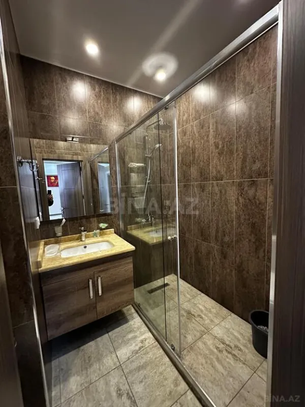 Kirayə verilir 3 otaqlı mənzil 120 m²