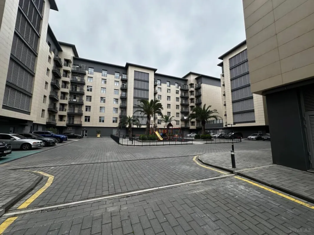 Kirayə verilir 3 otaqlı mənzil 120 m²