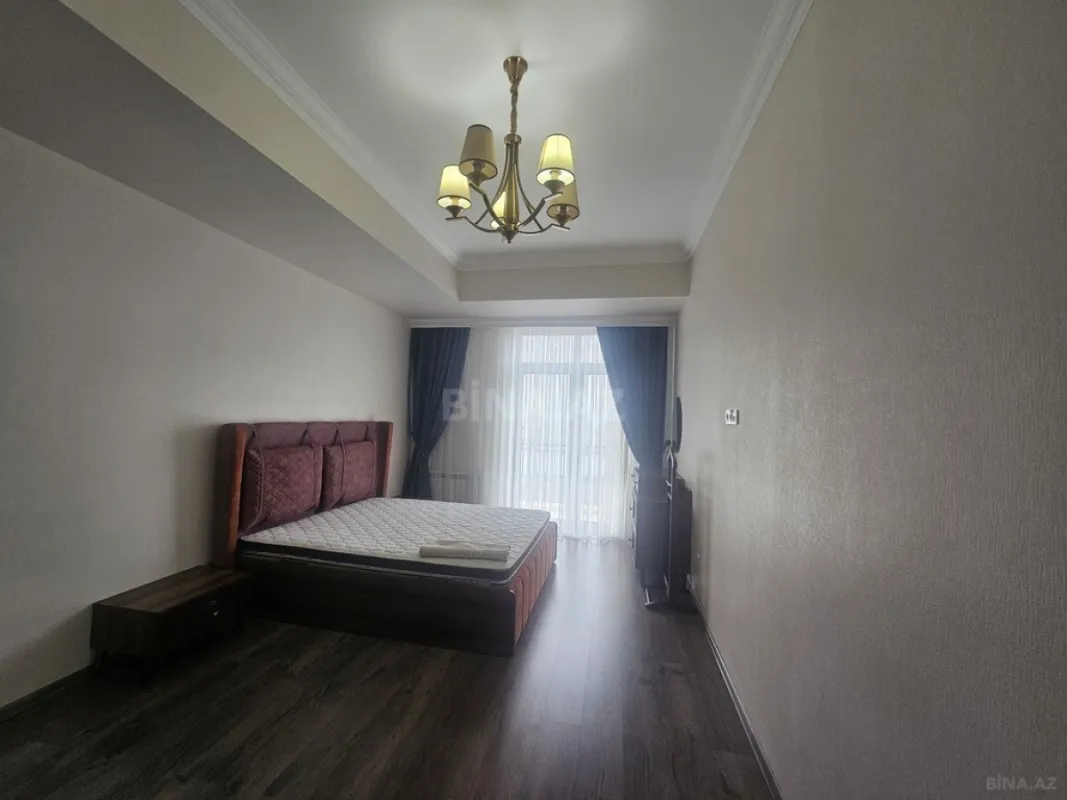 Kirayə verilir 3 otaqlı mənzil 120 m²