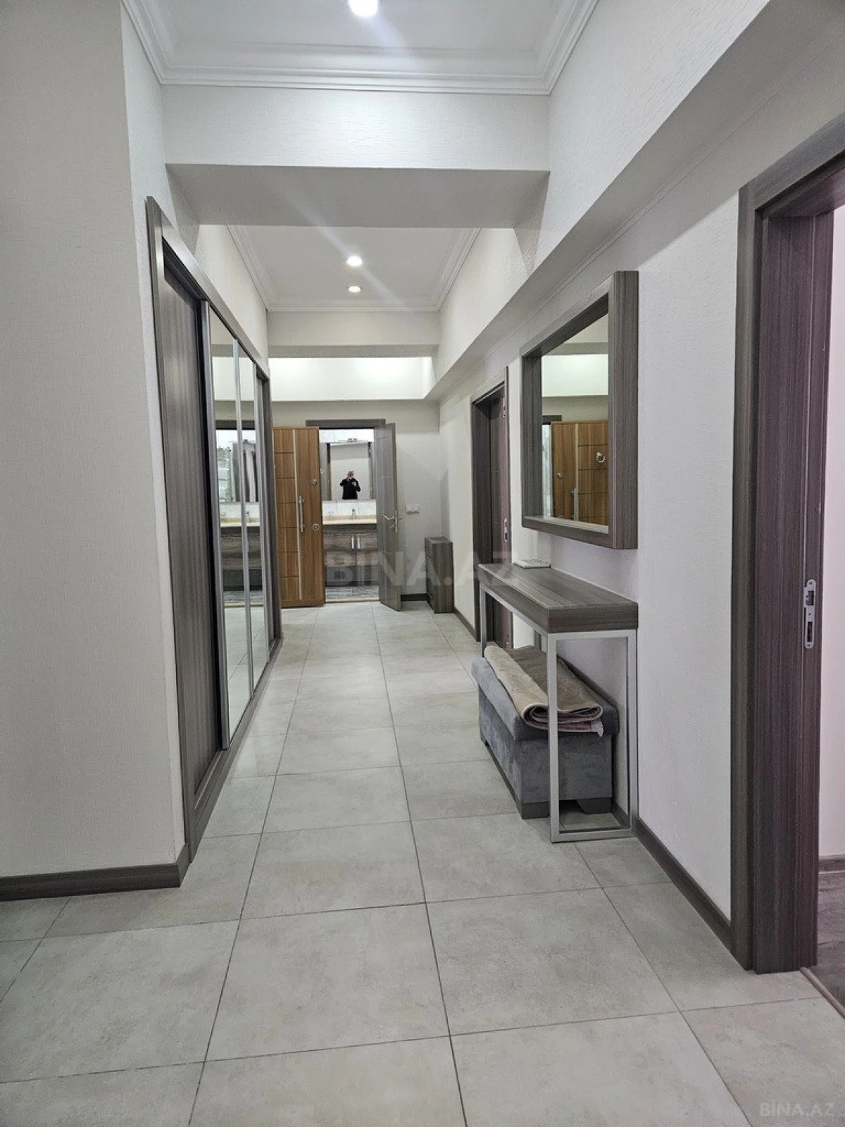 Kirayə verilir 3 otaqlı mənzil 120 m²