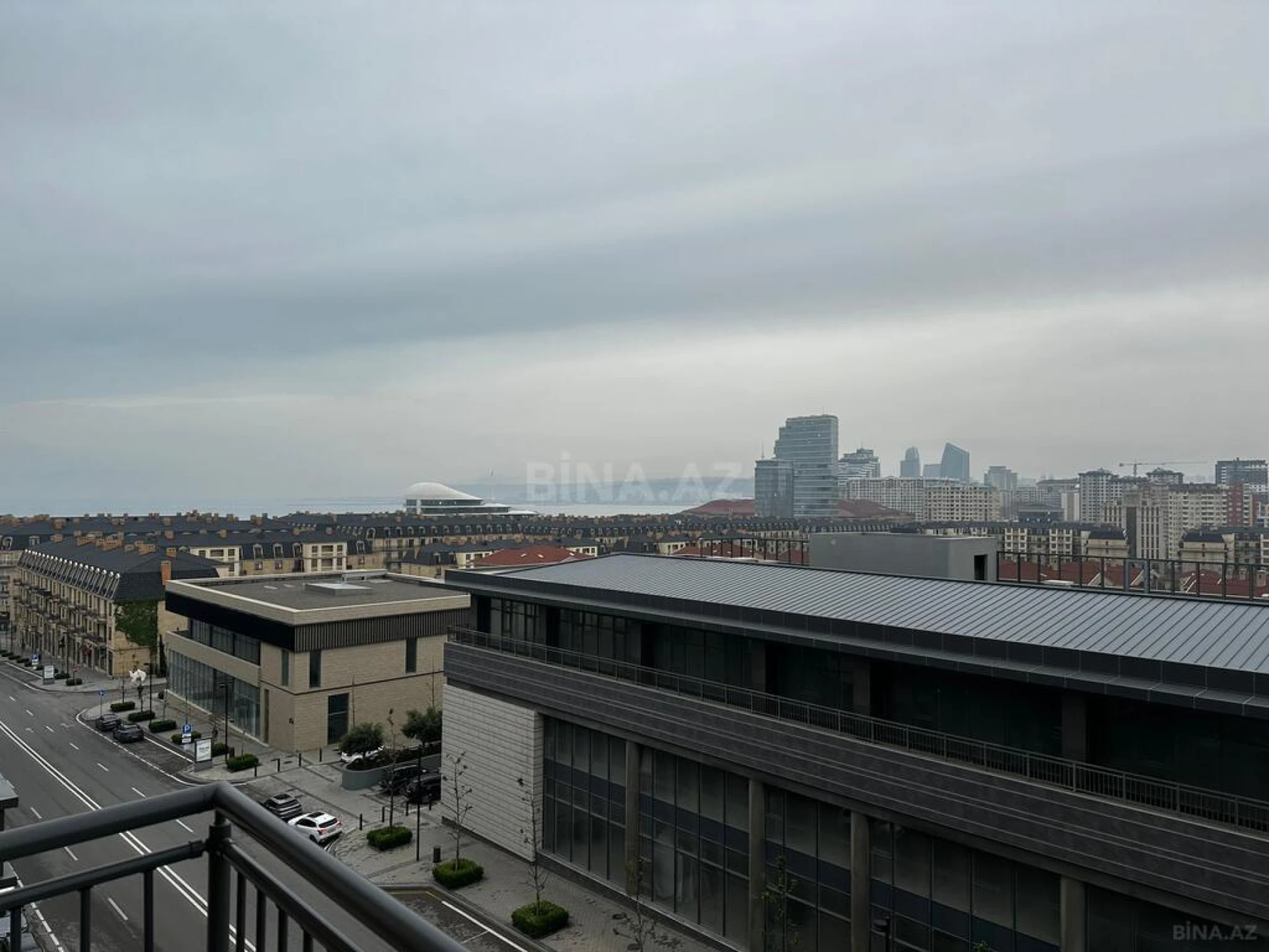 Kirayə verilir 3 otaqlı mənzil 120 m²