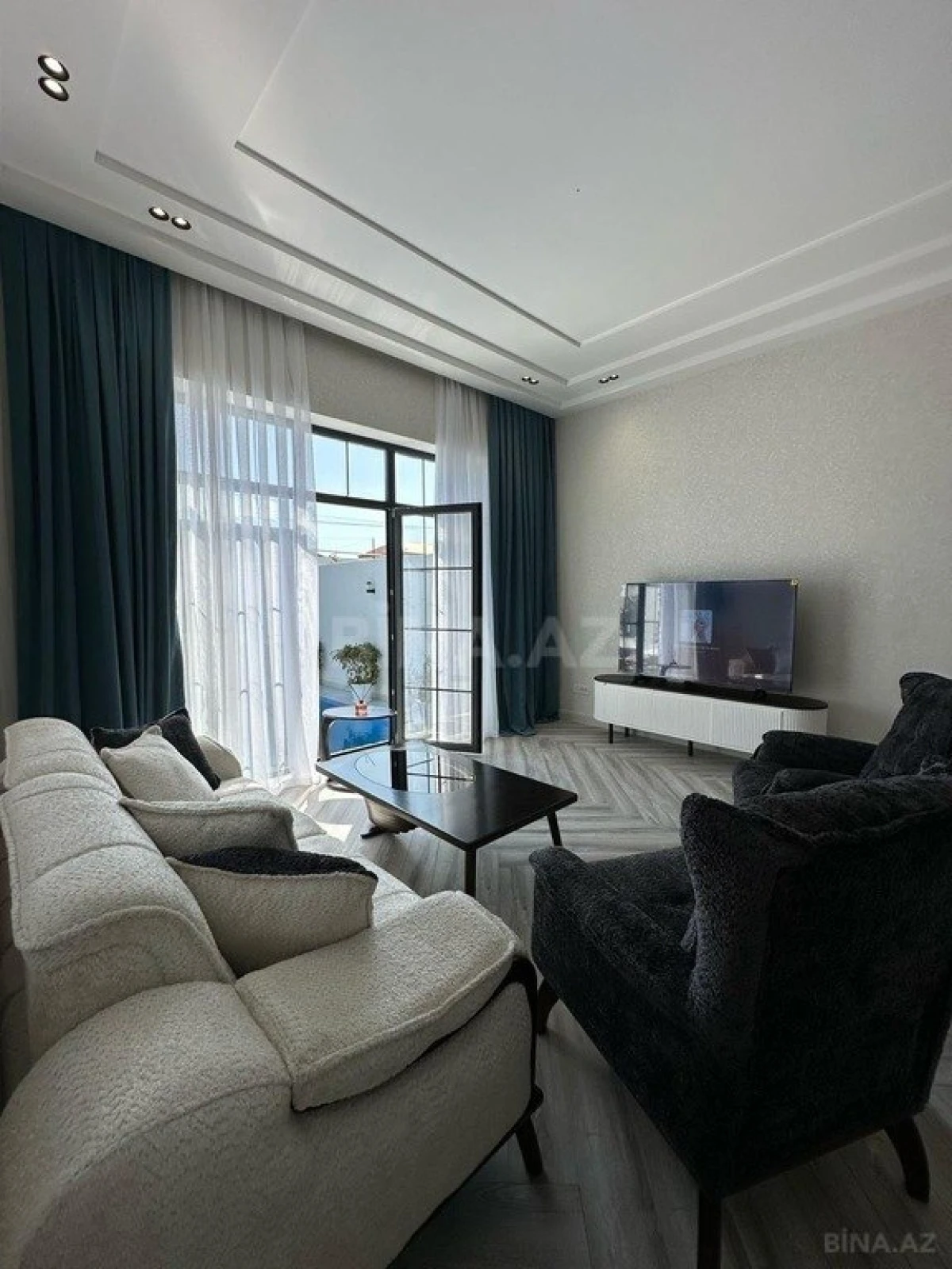 Kirayə verilir 4 otaqlı həyət evi 200 m²