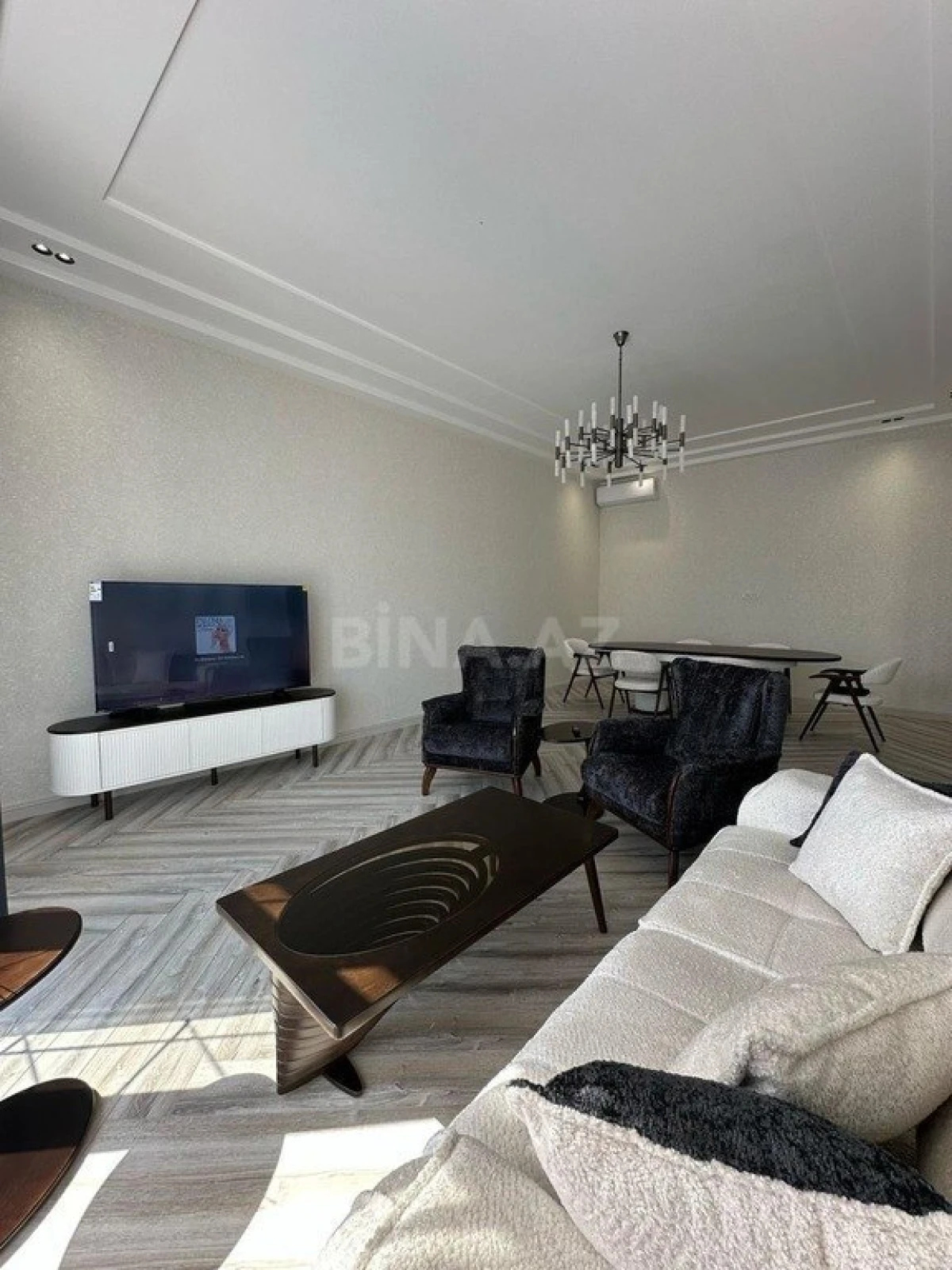 Kirayə verilir 4 otaqlı həyət evi 200 m²