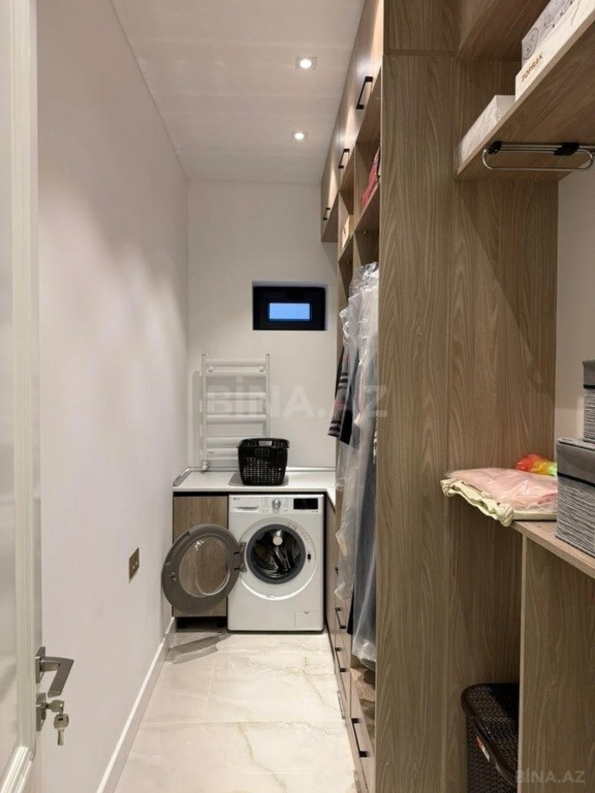 Kirayə verilir 6 otaqlı həyət evi 340 m²