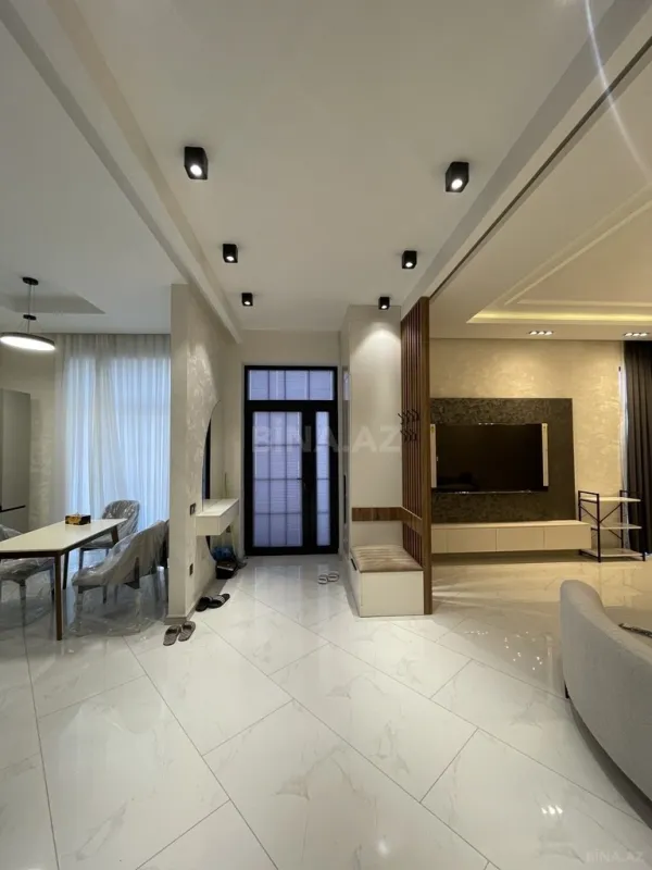Kirayə verilir 5 otaqlı həyət evi 300 m²