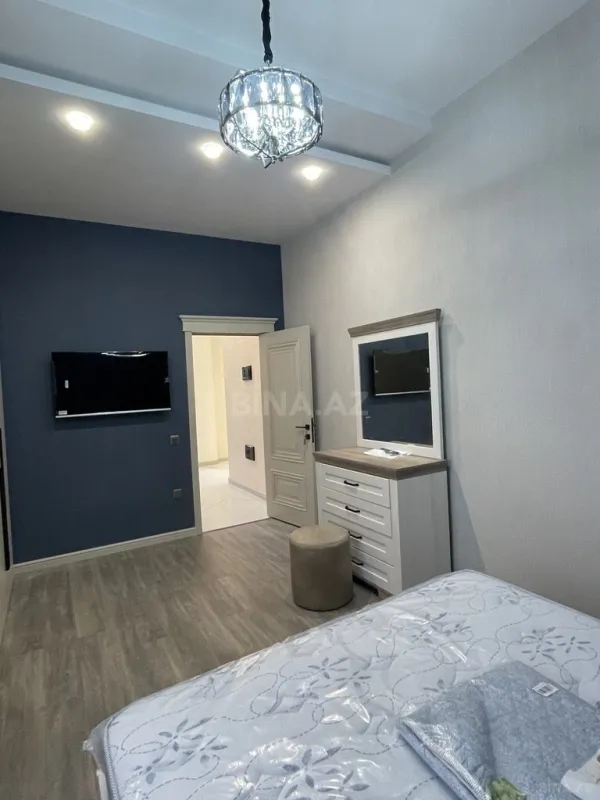 Kirayə verilir 5 otaqlı həyət evi 300 m²