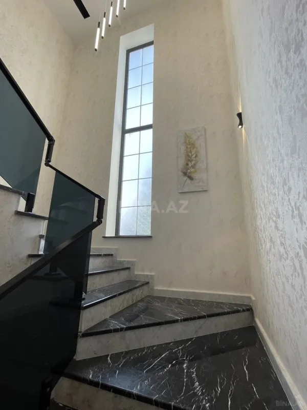 Kirayə verilir 5 otaqlı həyət evi 300 m²