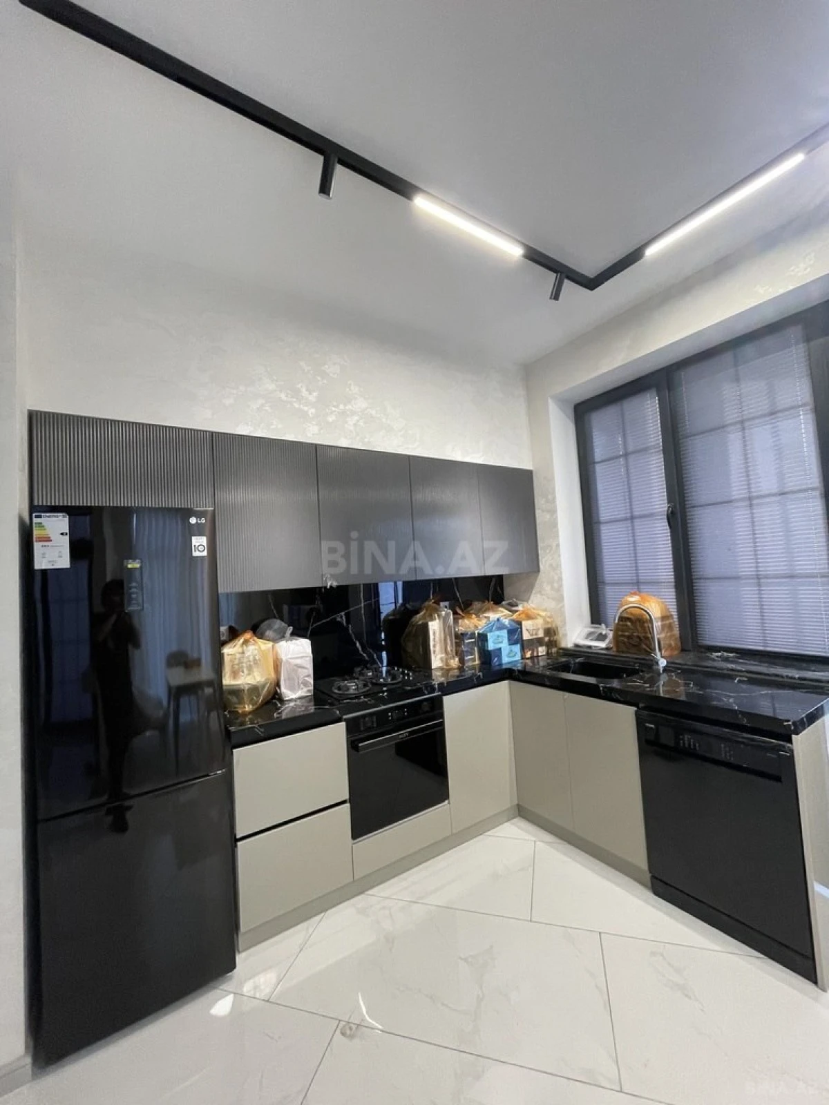 Kirayə verilir 5 otaqlı həyət evi 300 m²