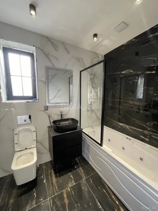 Kirayə verilir 5 otaqlı həyət evi 300 m²