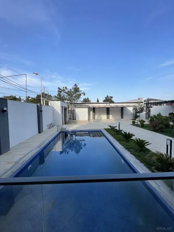 Kirayə verilir 5 otaqlı həyət evi 300 m²