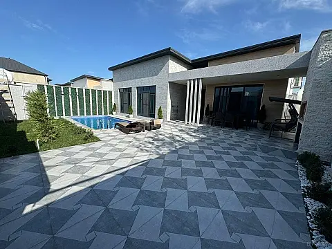 Kirayə verilir 4 otaqlı həyət evi 240 m²