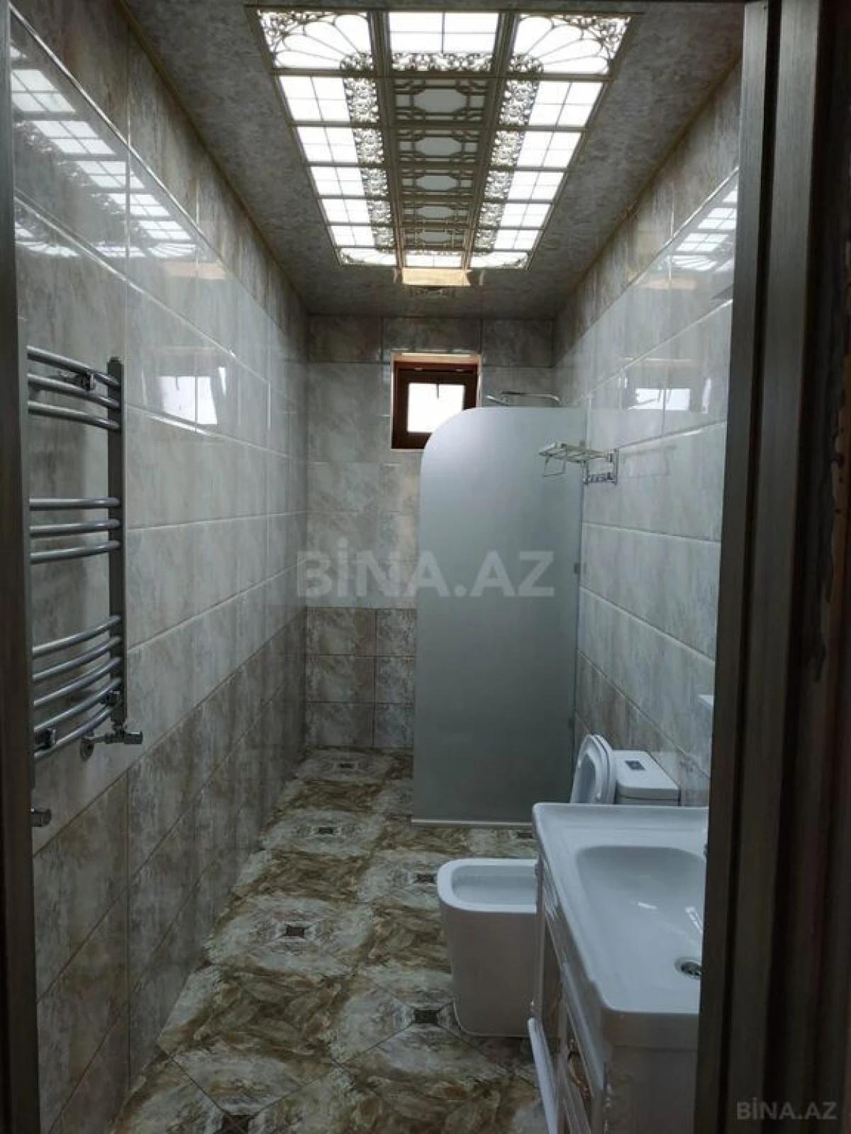 Kirayə verilir 6 otaqlı həyət evi 400 m²
