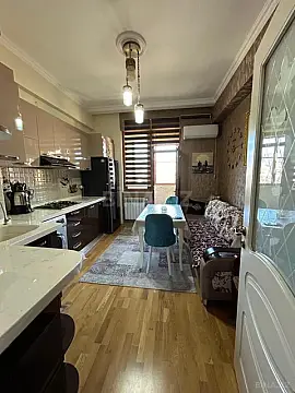 Kirayə verilir 2 otaqlı mənzil 80 m²