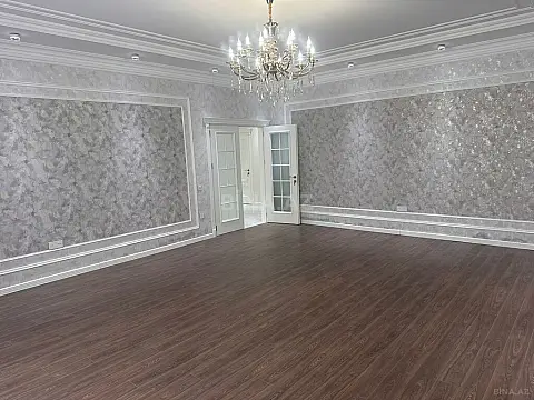 Satılır 4 otaqlı həyət evi 190 m²