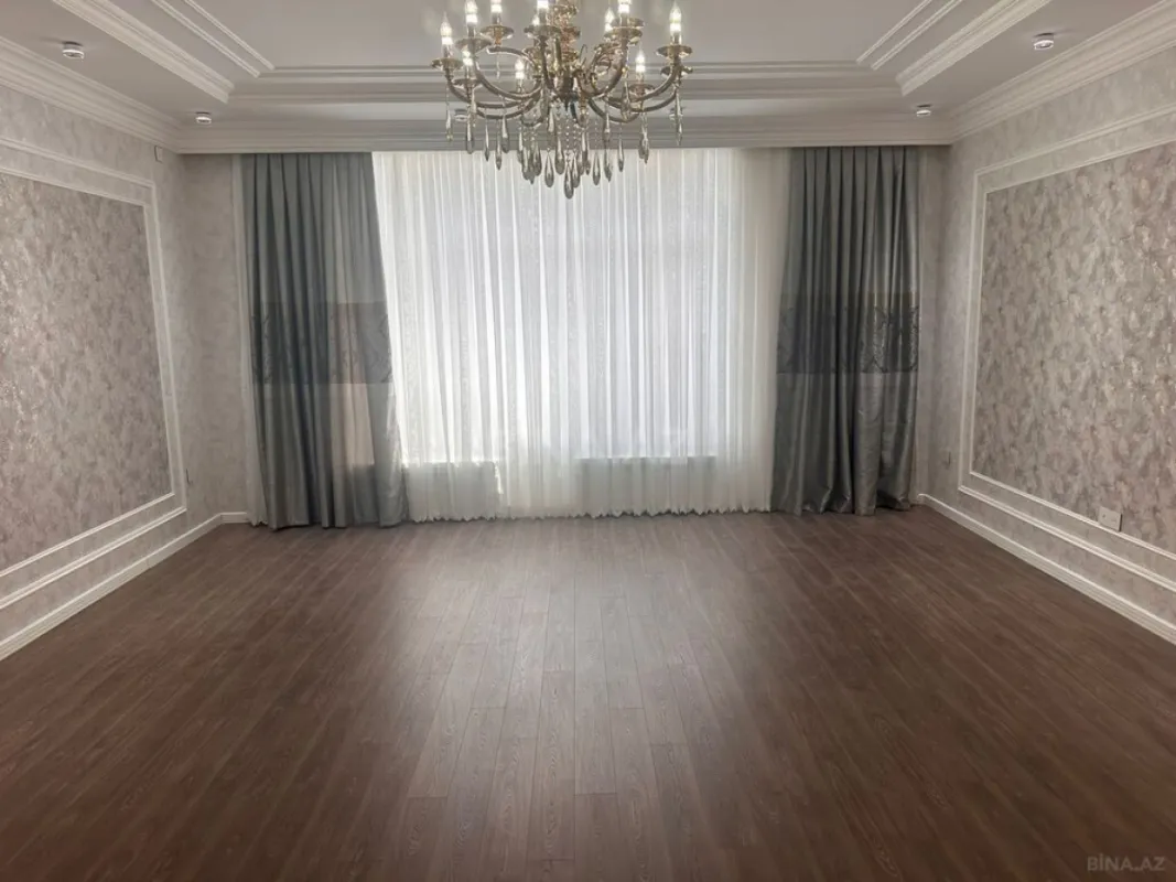 Satılır 4 otaqlı həyət evi 190 m²