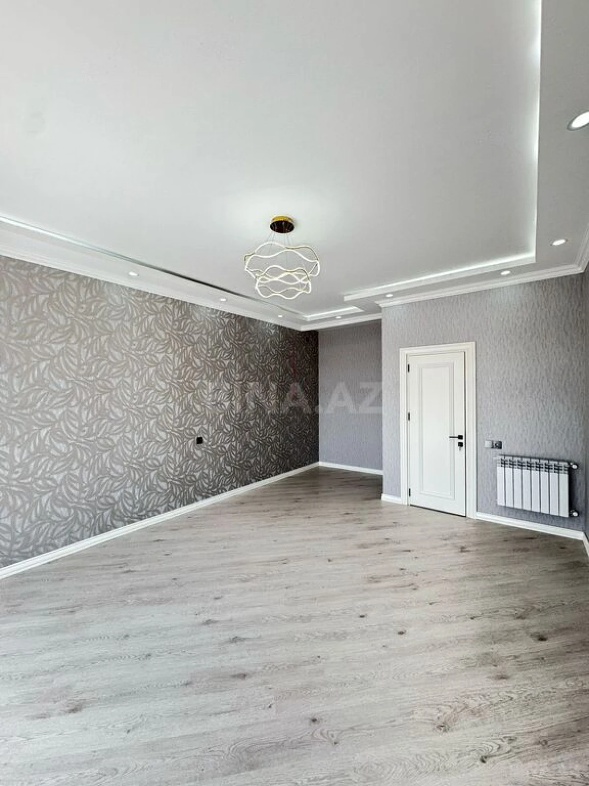 Satılır 5 otaqlı həyət evi 300 m²