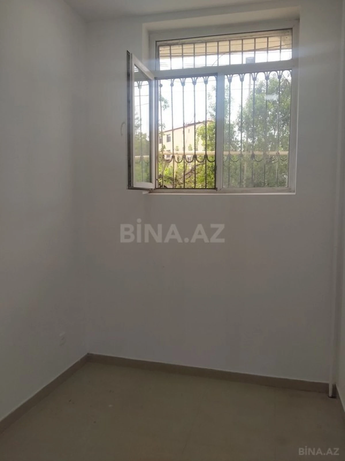 Satılır obyekt 315 m²