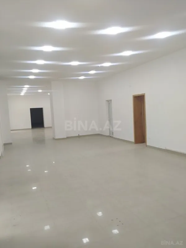 Satılır obyekt 315 m²