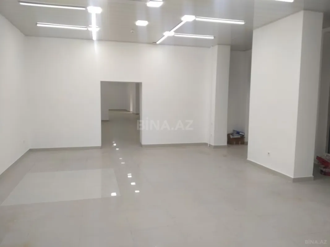 Satılır obyekt 315 m²
