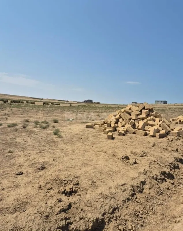 Satılır torpaq sahəsi 67 m²