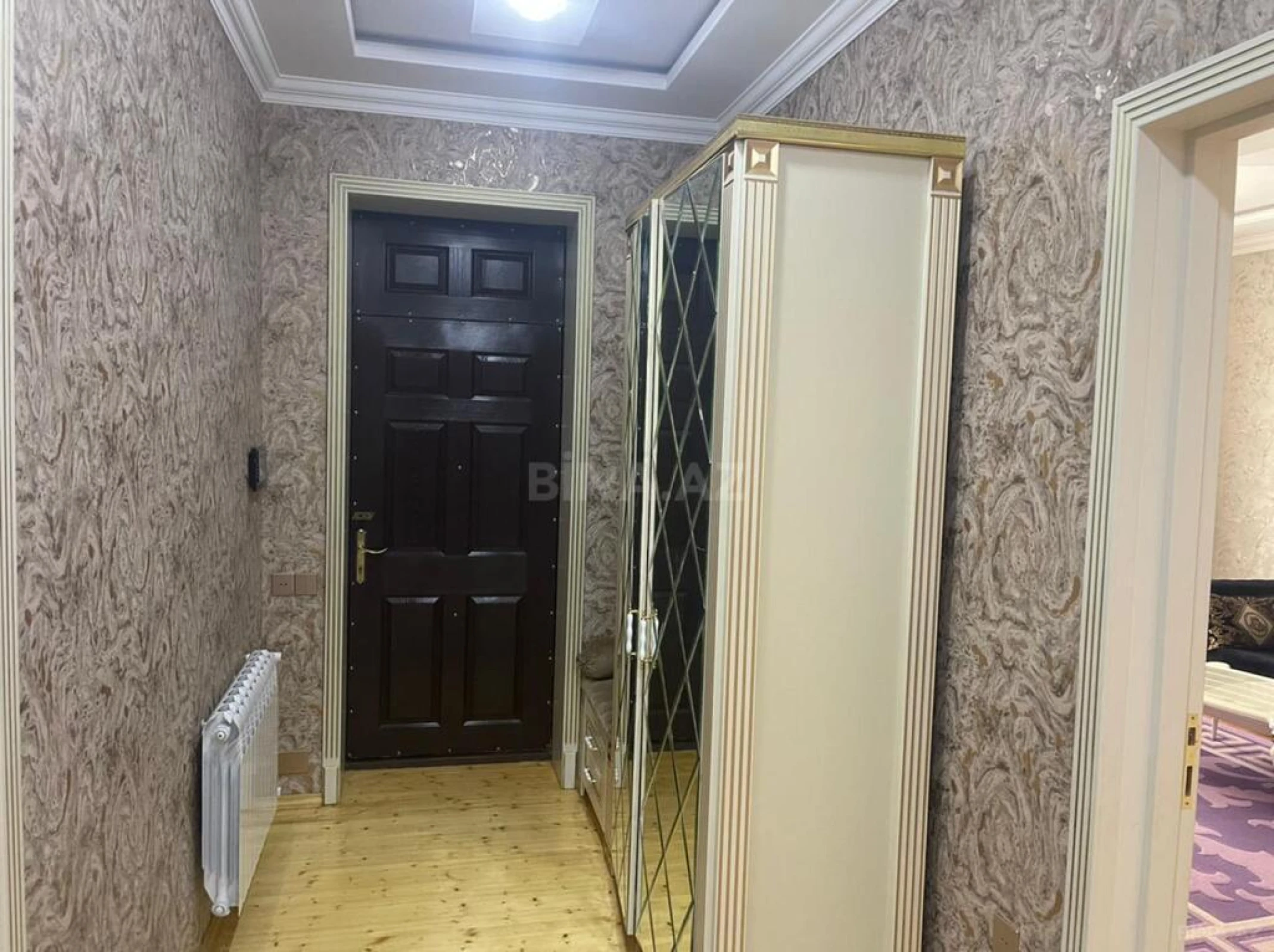 Satılır 7 otaqlı həyət evi 286 m²