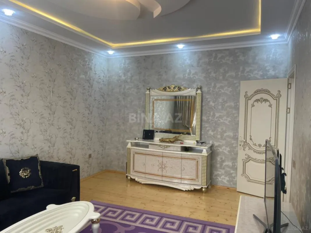 Satılır 7 otaqlı həyət evi 286 m²
