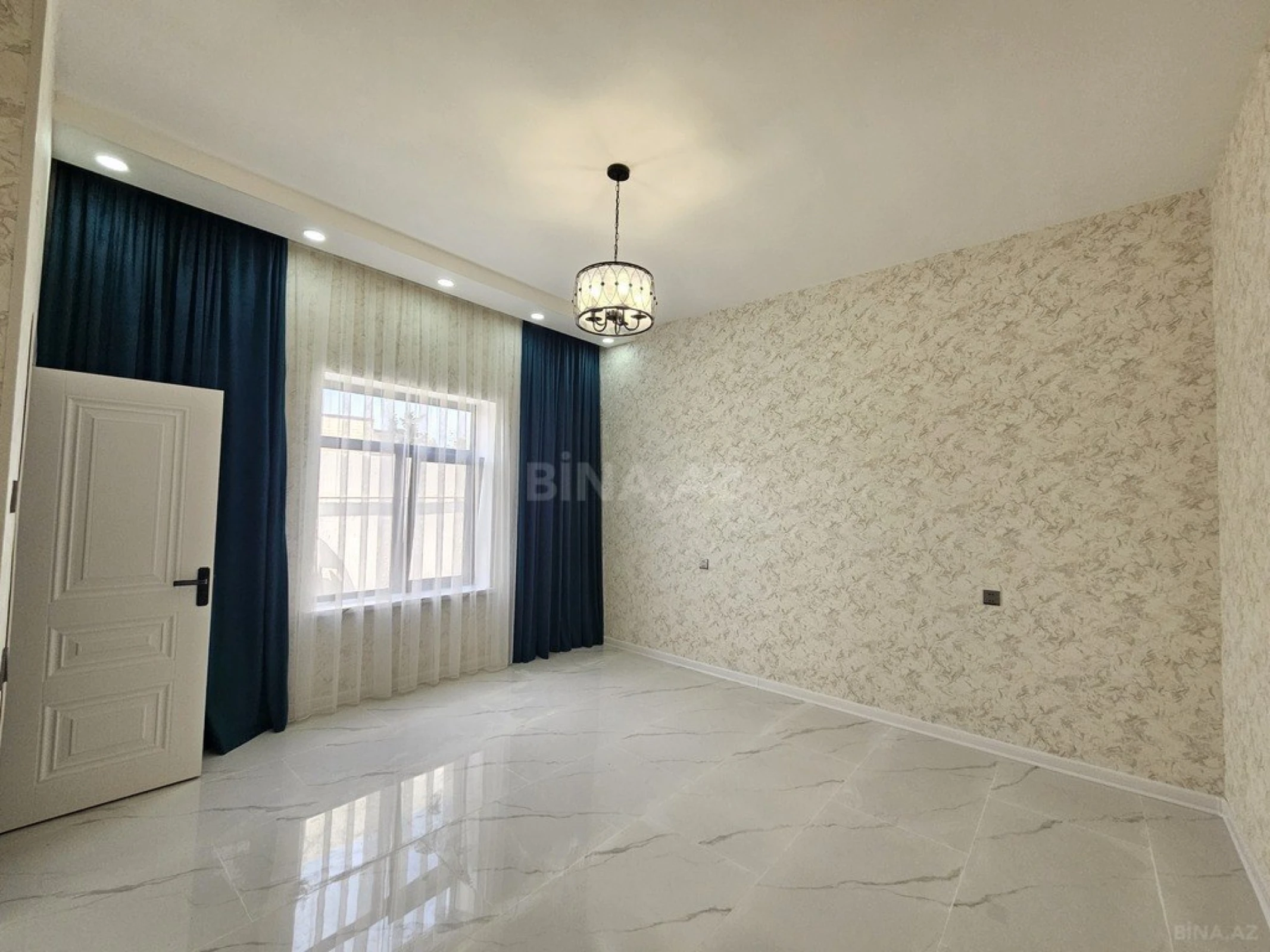 Satılır 4 otaqlı həyət evi 150 m²