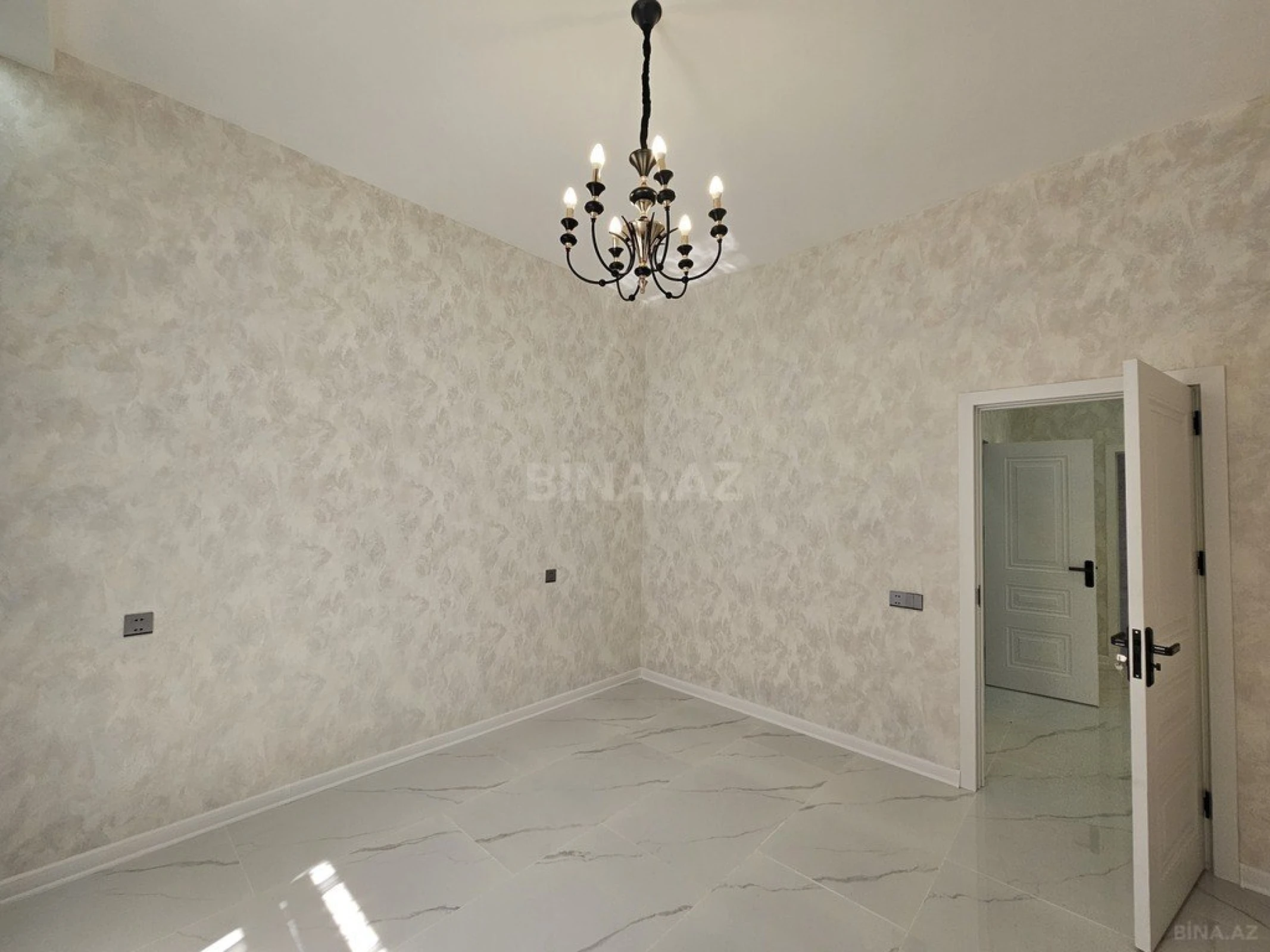 Satılır 4 otaqlı həyət evi 150 m²
