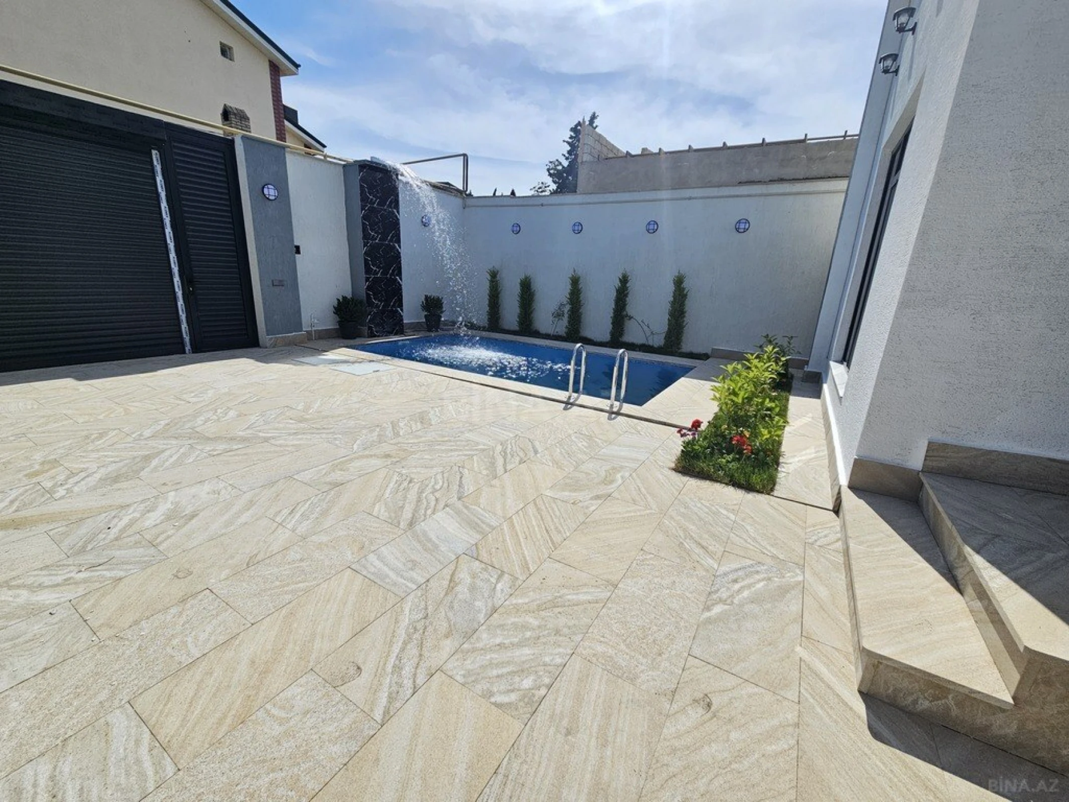 Satılır 4 otaqlı həyət evi 150 m²