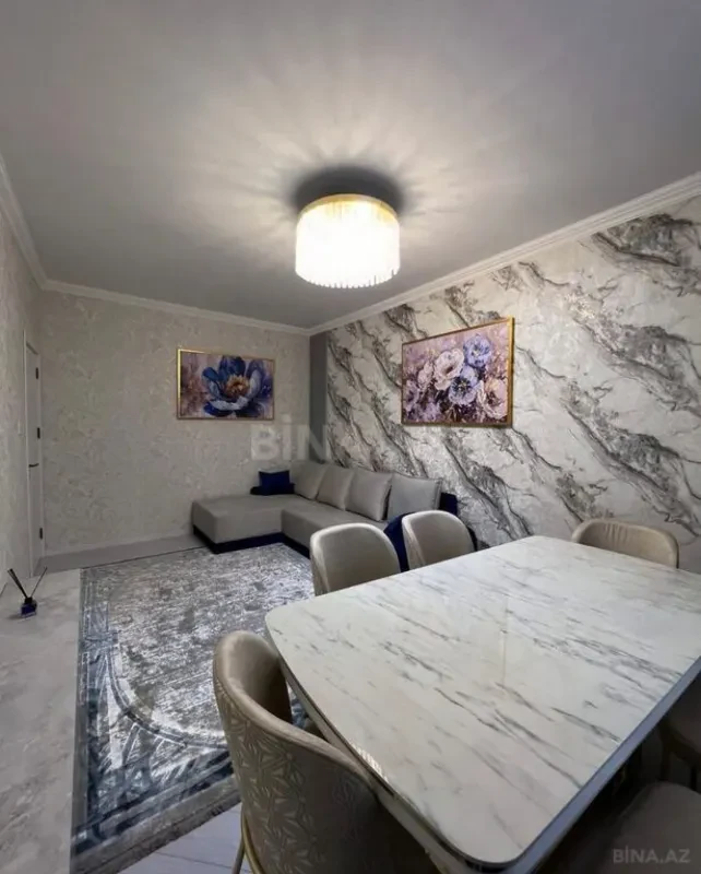 Satılır 2 otaqlı mənzil 70 m²