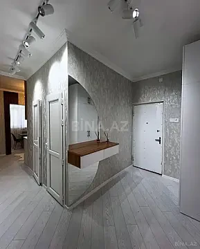 Satılır 2 otaqlı mənzil 70 m²