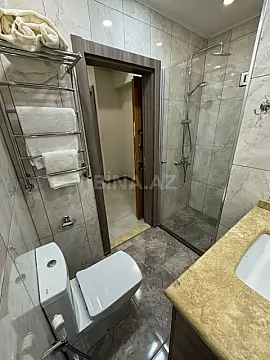 Kirayə verilir 4 otaqlı mənzil 160 m²