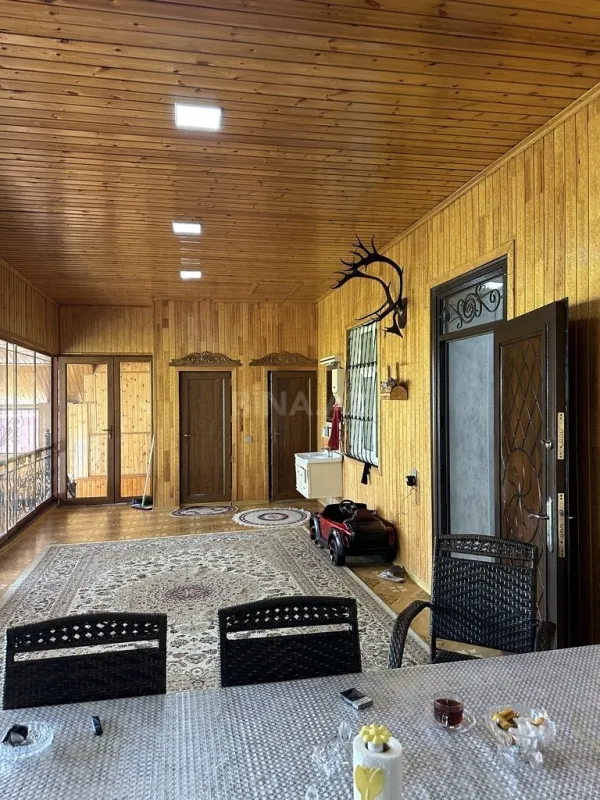 Satılır 7 otaqlı həyət evi 200 m²