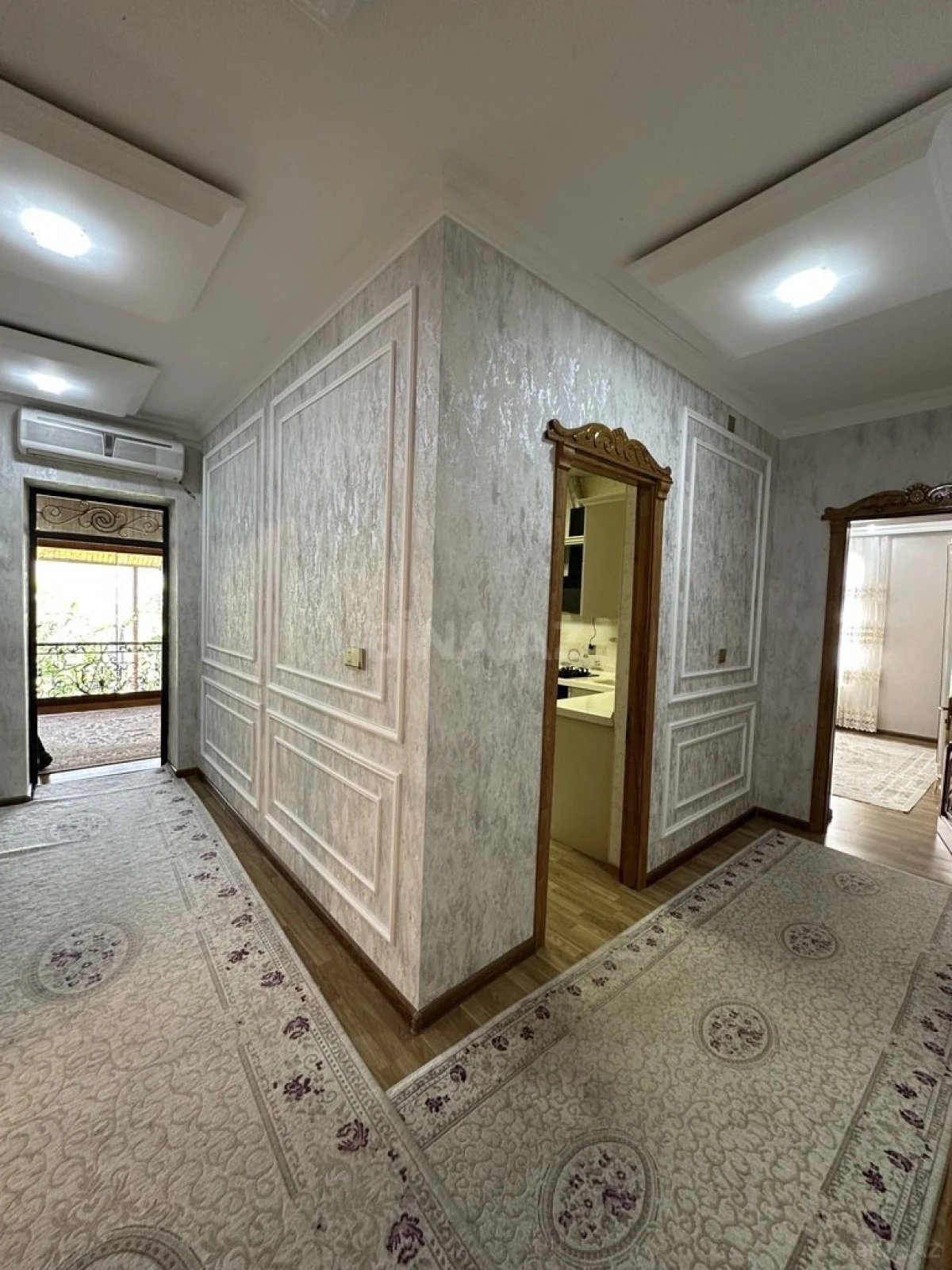 Satılır 7 otaqlı həyət evi 200 m²
