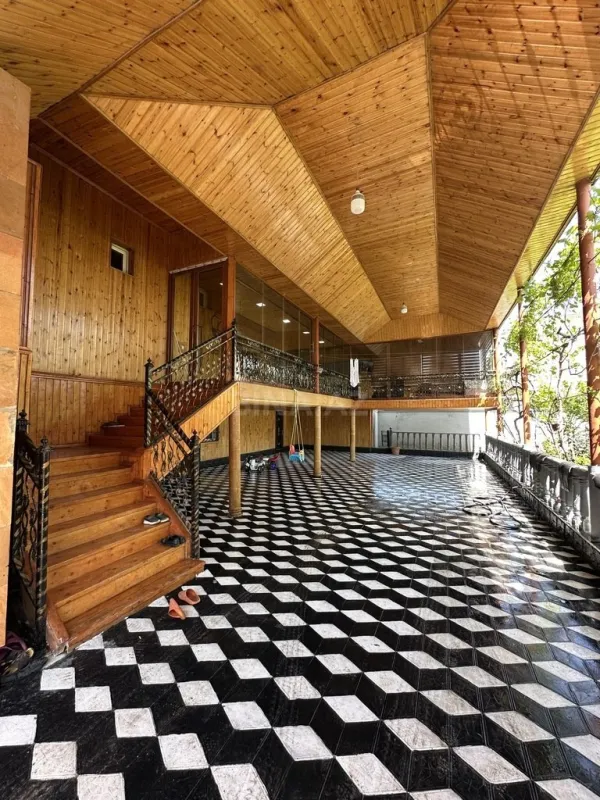 Satılır 7 otaqlı həyət evi 200 m²