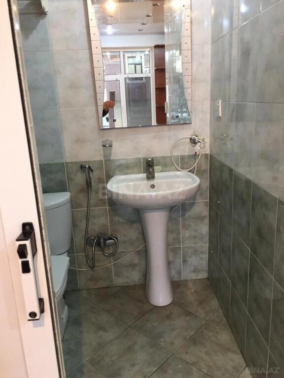 Satılır obyekt 90 m²