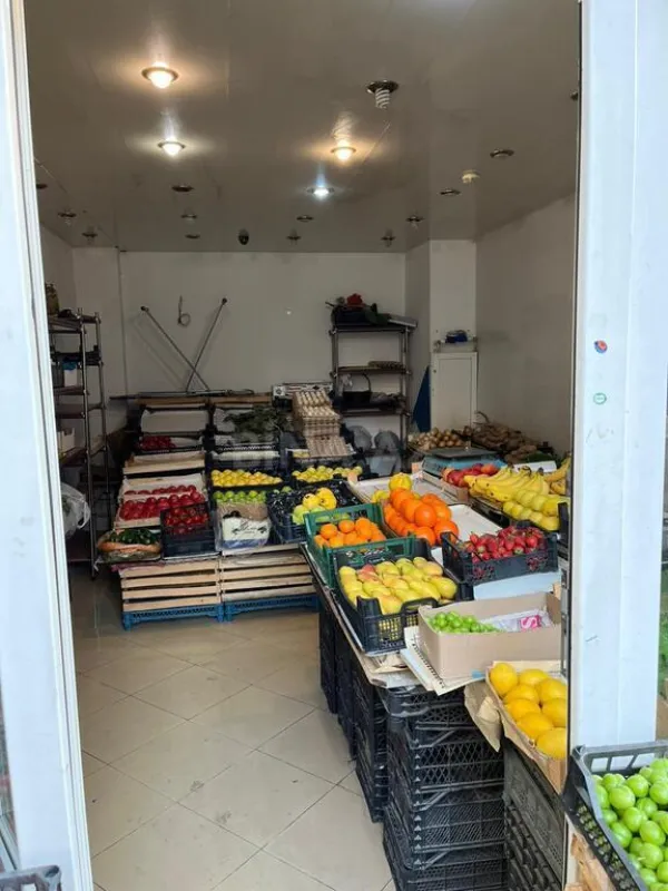 Satılır obyekt 90 m²