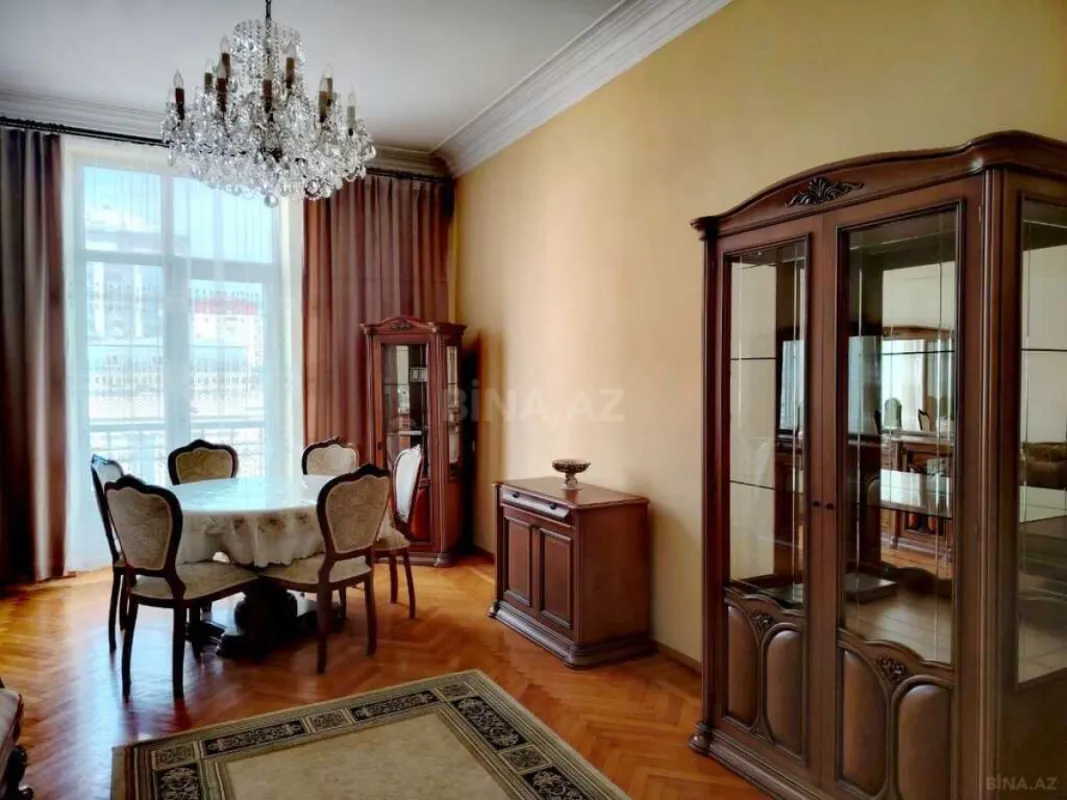 Satılır 3 otaqlı mənzil 80 m²