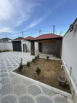 Satılır 4 otaqlı həyət evi 130 m²