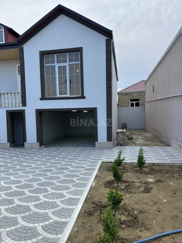Satılır 4 otaqlı həyət evi 130 m²