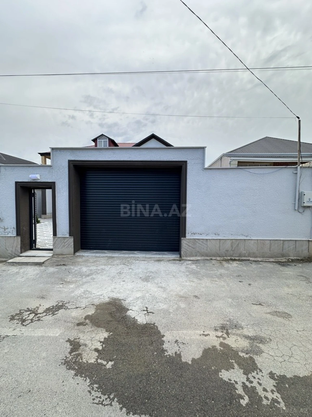 Satılır 4 otaqlı həyət evi 130 m²