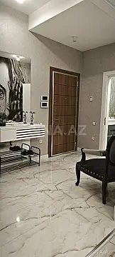 Kirayə verilir 2 otaqlı mənzil 107 m²