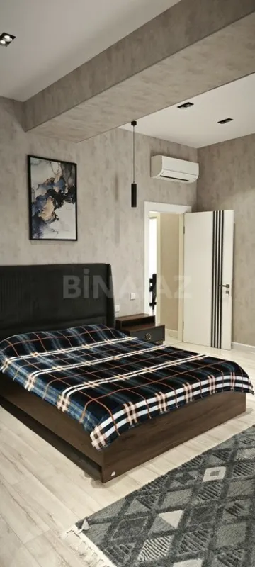 Kirayə verilir 2 otaqlı mənzil 107 m²