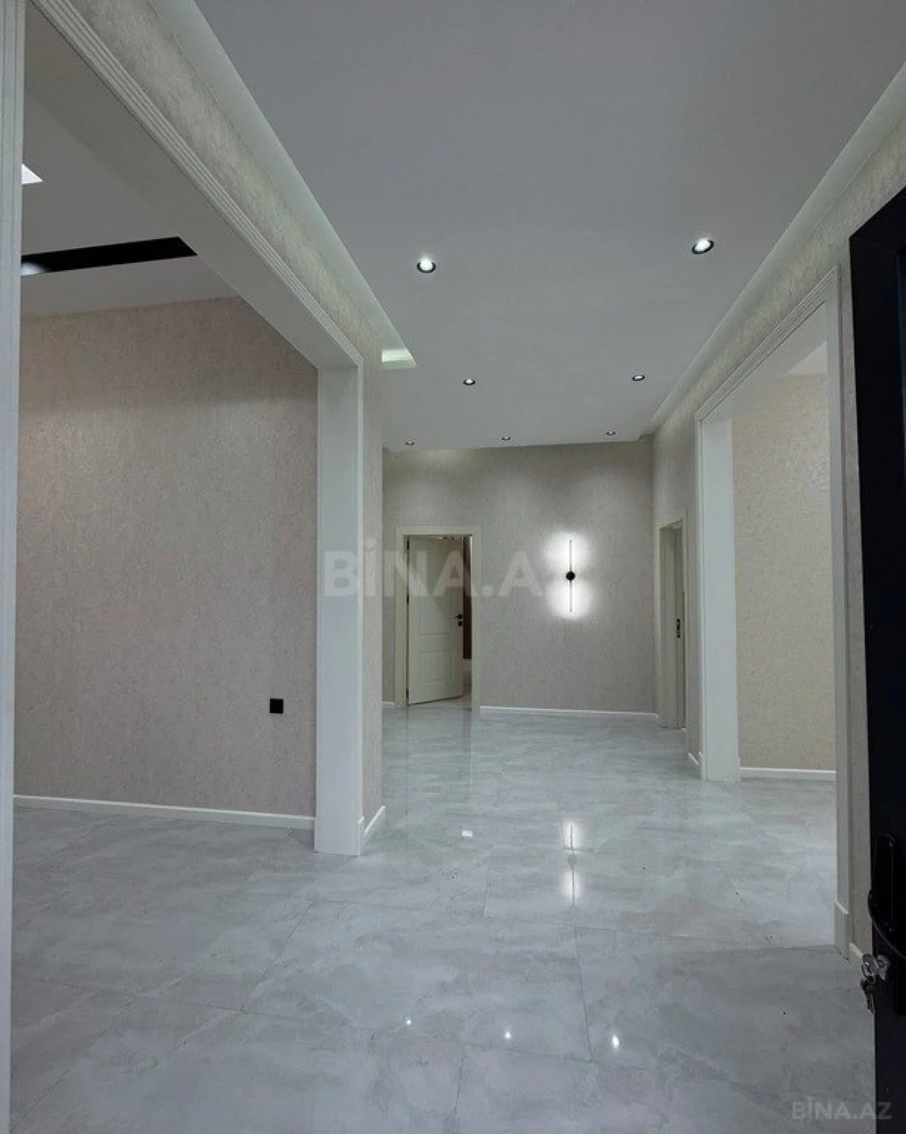Kirayə verilir 5 otaqlı həyət evi 300 m²