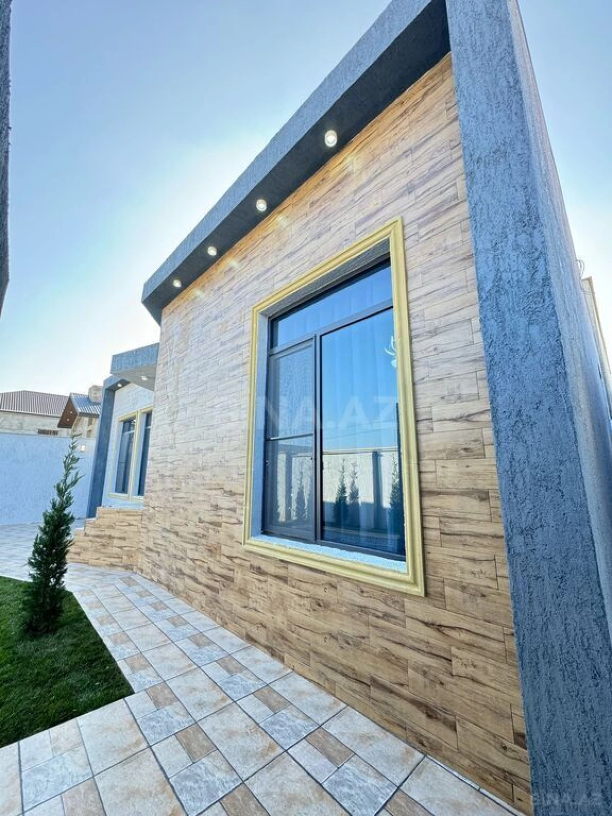 Satılır 4 otaqlı həyət evi 160 m²