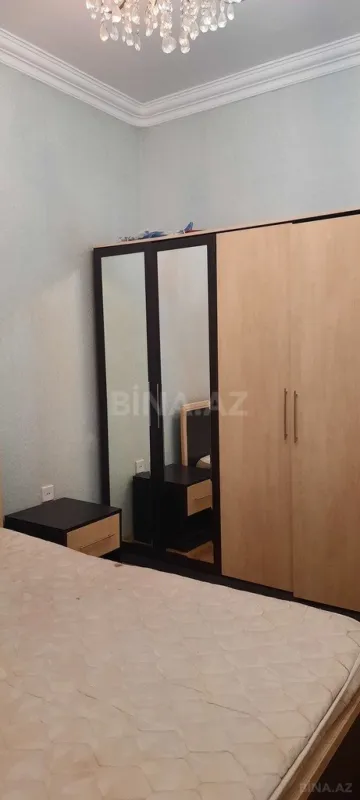 Kirayə verilir 2 otaqlı mənzil 76 m²