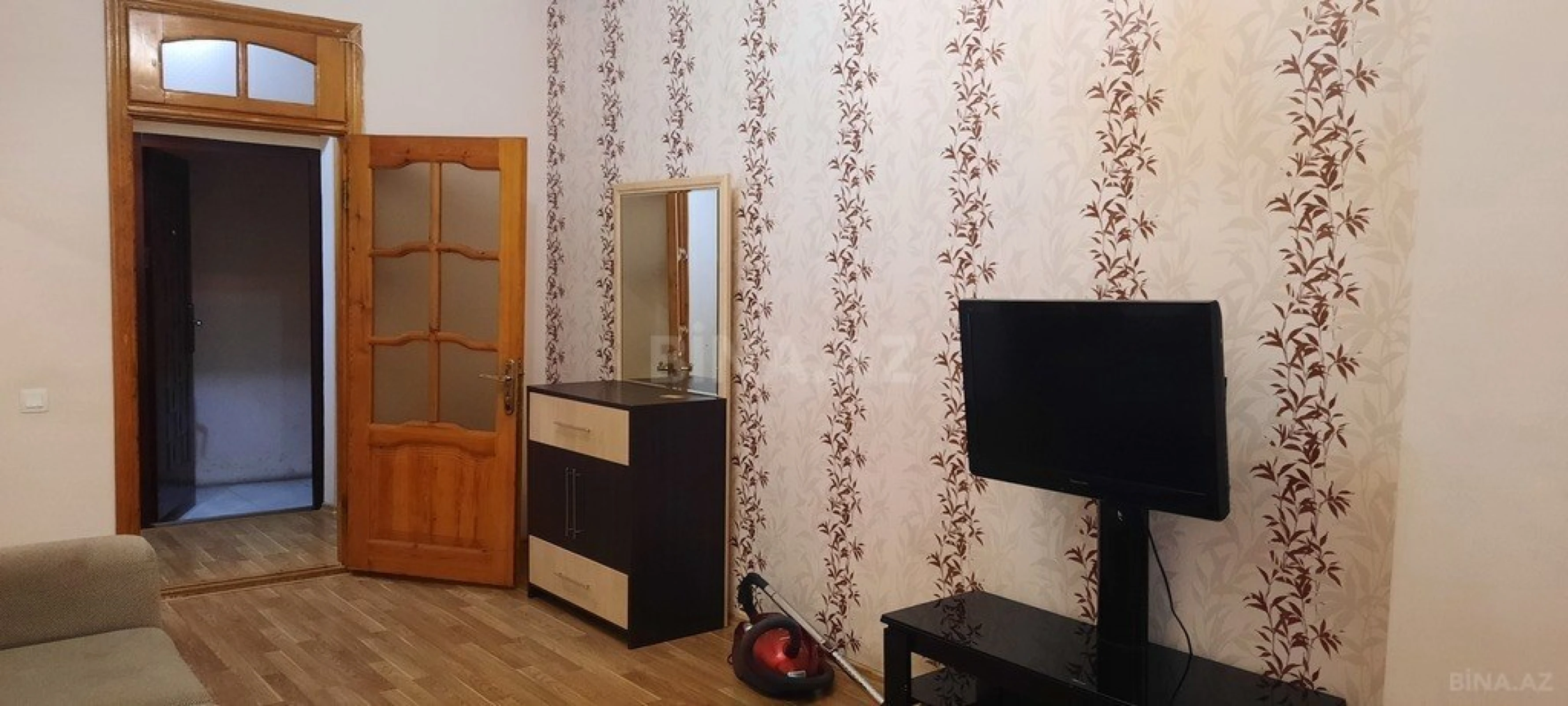 Kirayə verilir 2 otaqlı mənzil 76 m²