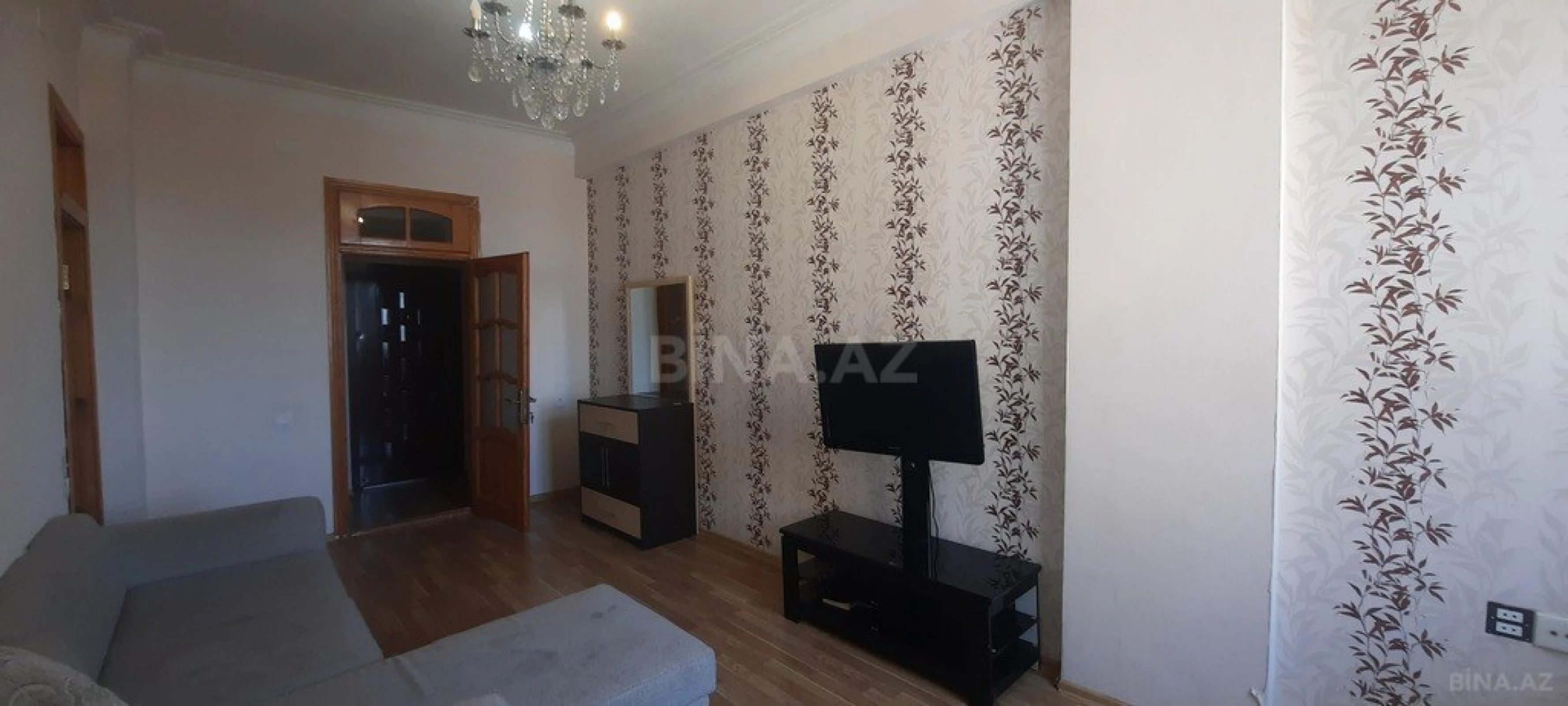 Kirayə verilir 2 otaqlı mənzil 76 m²