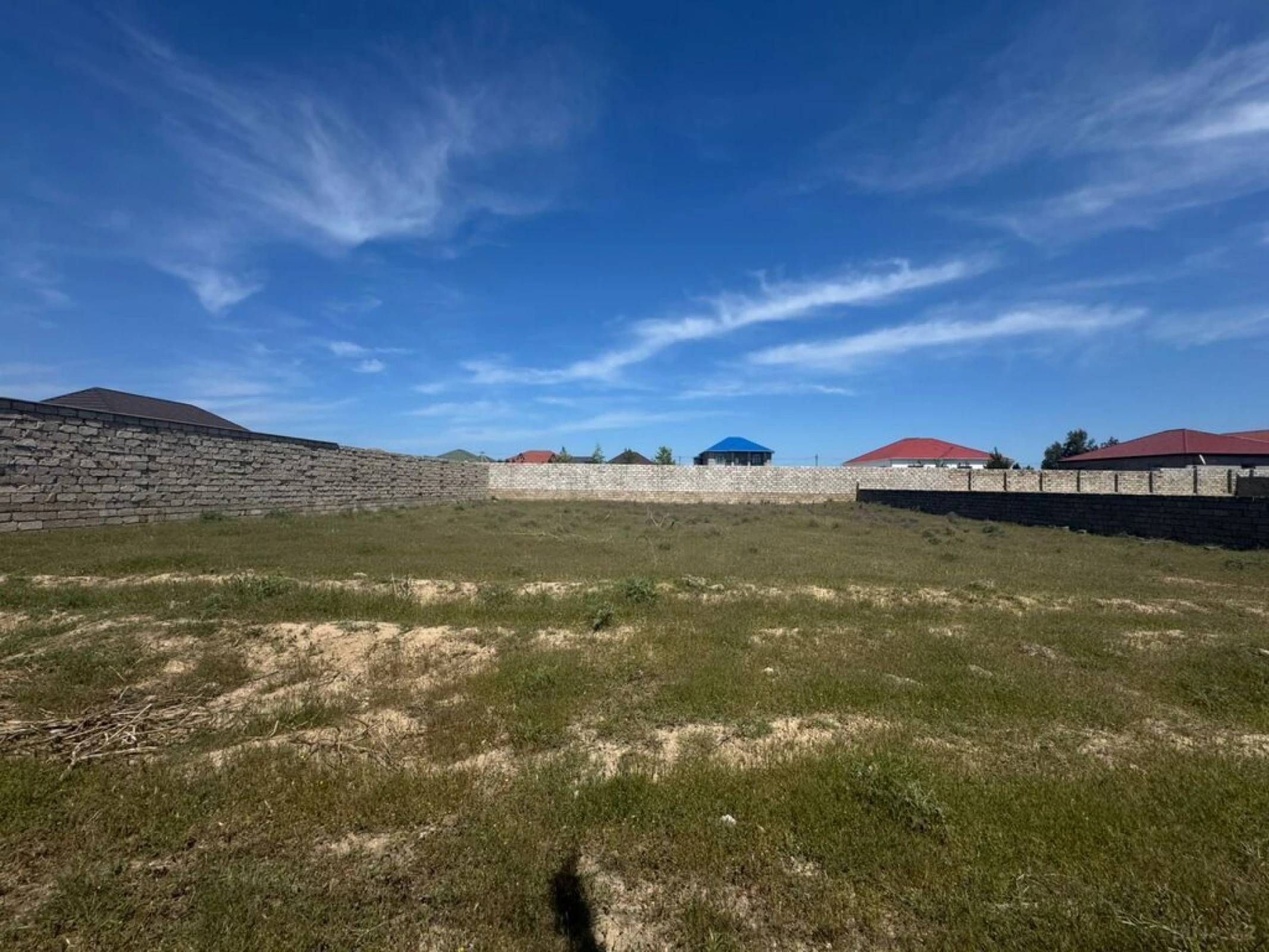 Satılır torpaq sahəsi 12 m²