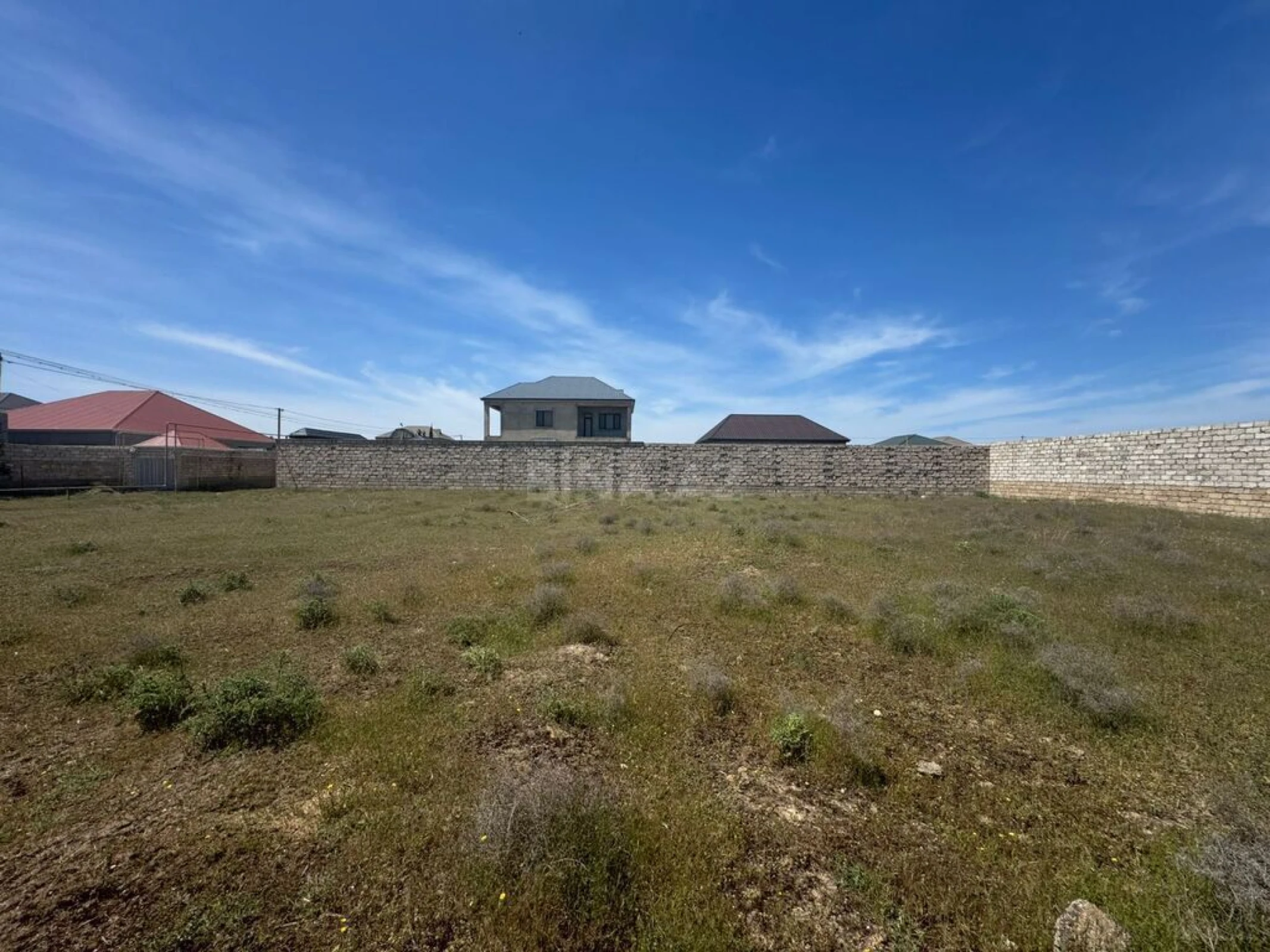 Satılır torpaq sahəsi 12 m²